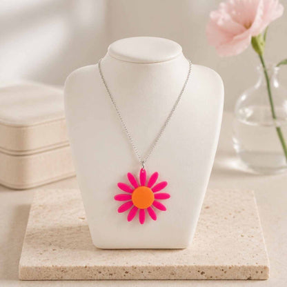 Daisy Charm Necklace – Floral Acrylic Necklace in 3 Styles