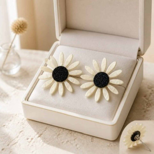 Daisy Earrings – Floral Acrylic Earrings in 3 Styles