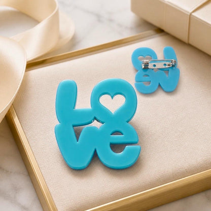 LOVE Retro Pin