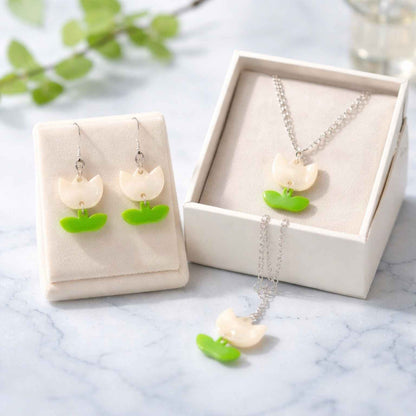 Tulip Necklace